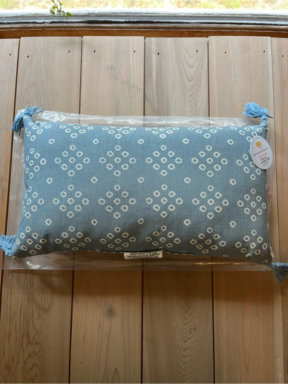 Lumbar Diamond Throw Pillow NEW
